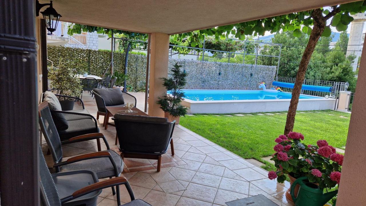 Apartman Karla Mostar Exteriör bild