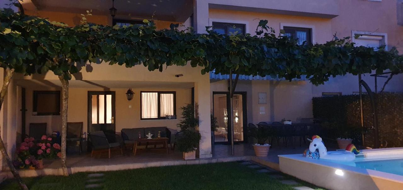 Apartman Karla Mostar Exteriör bild