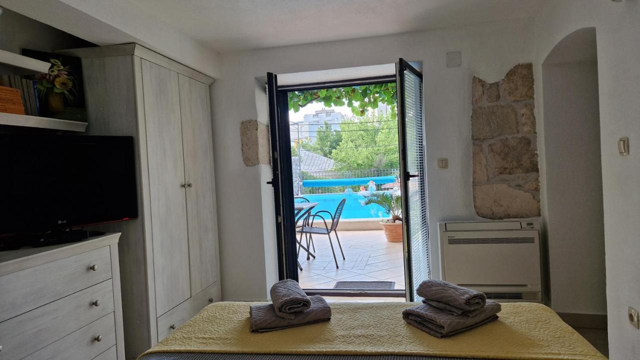 Apartman Karla Mostar Exteriör bild