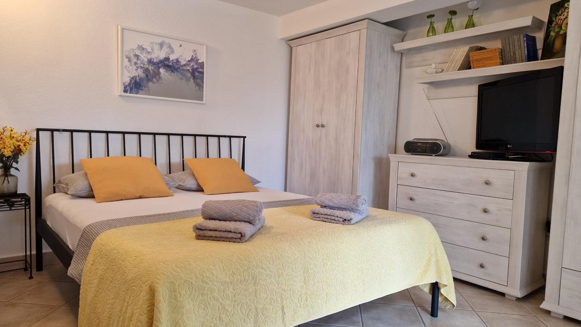 Apartman Karla Mostar Exteriör bild